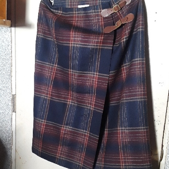 Talbots Navy and Red Plaid Pencil Skirt with Buckle Details - Picture 1 of 3